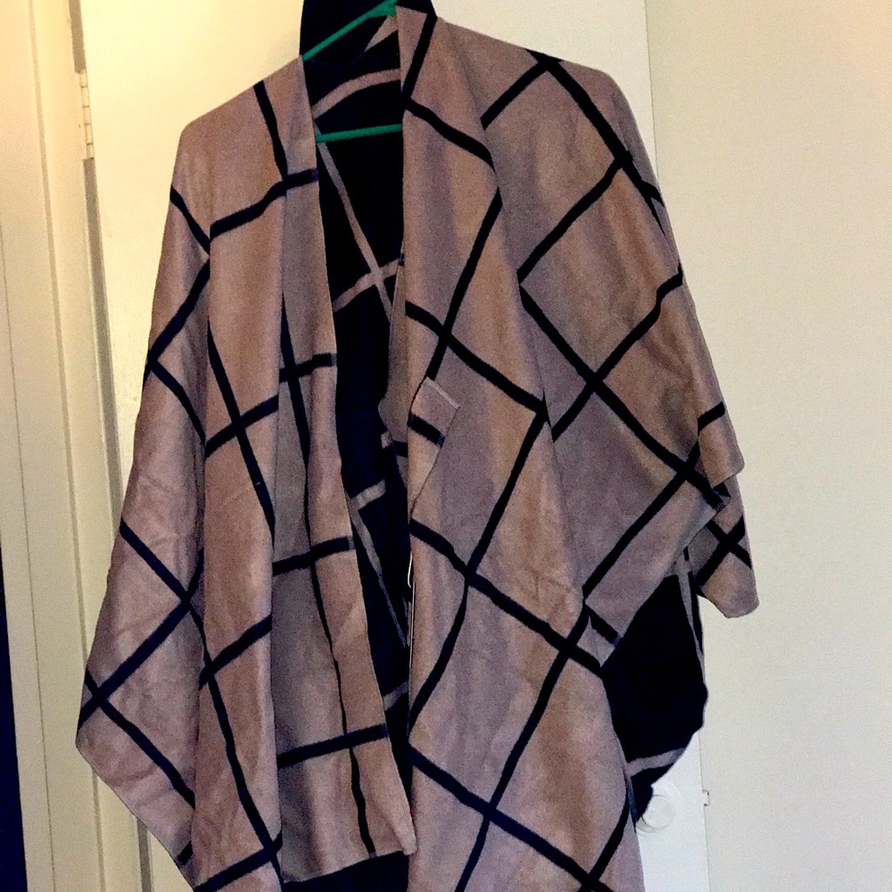 NWT Moss Rose Reversible Poncho Shawl Cardigan